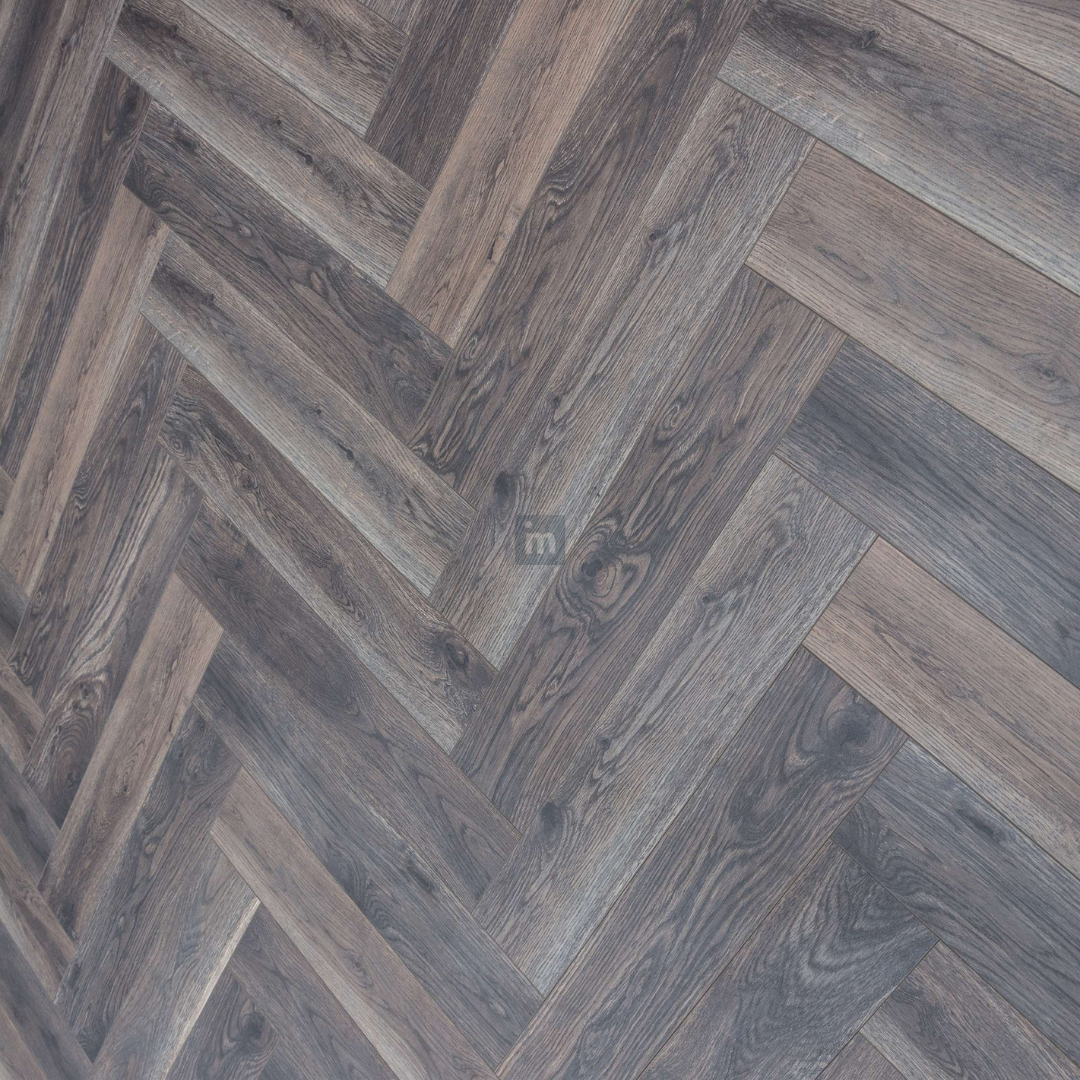 AMERICAN BLACK WALNUT - AC4  12MM - HERRINGBONE COLLECTION - REAL WOOD - MATT SURFACE - LAMINATE FLOORING