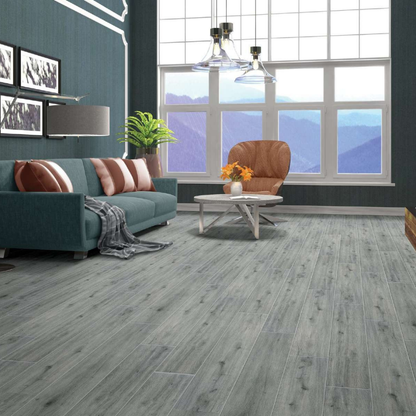 652 - NUTMEG OAK - AC5 1217MM X 197MM X 12MM - RADIANT - LAMINATE WOODEN FLOORING