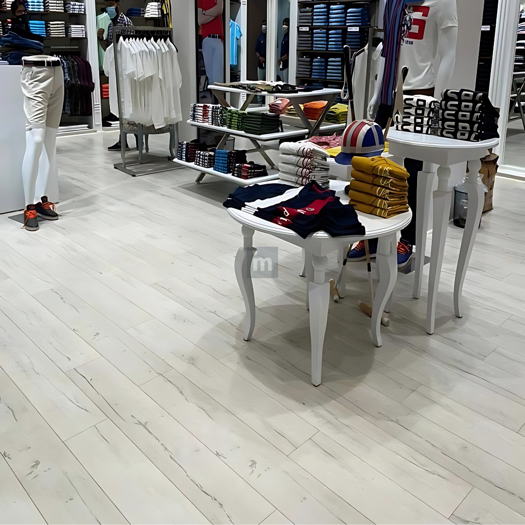 FO 7439 - SILVER OAK - CASTLE CLASS 32 - AC4 1216MM X 196MM X 8MM - OIL MATT - FLOORWALK  - LAMINATE WOODEN FLOORING